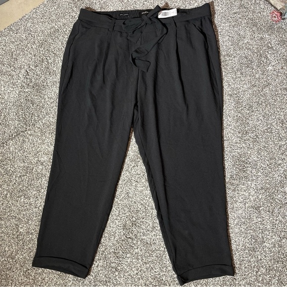 Studio by Torrid Womens Pants Black 3 High Rise Pull On Belted NWT Retail $70! - Picture 1 of 11